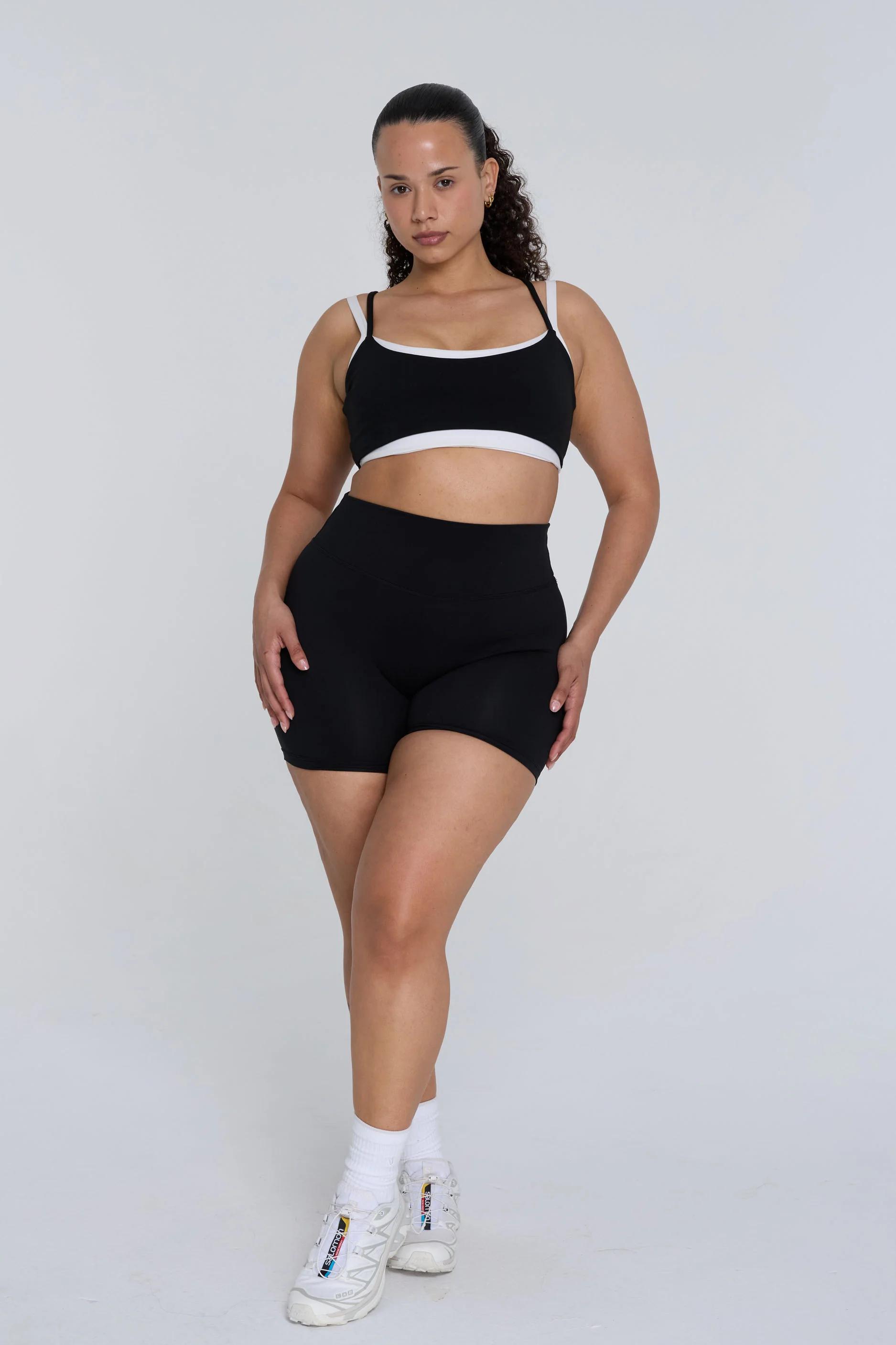 Core Shorts - Black - Image 5