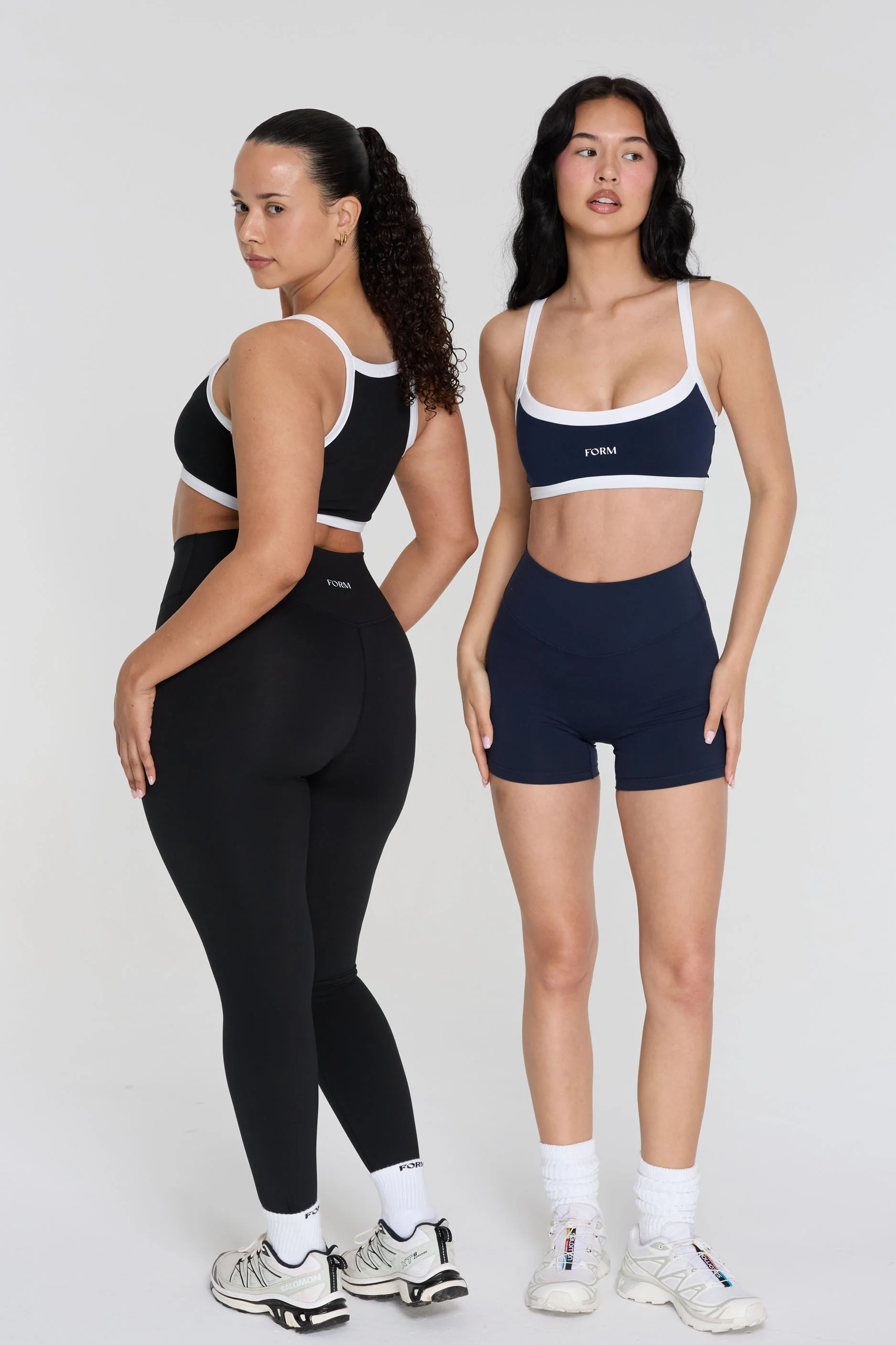 Reversible Impact Bra - Black/Navy - Image 2
